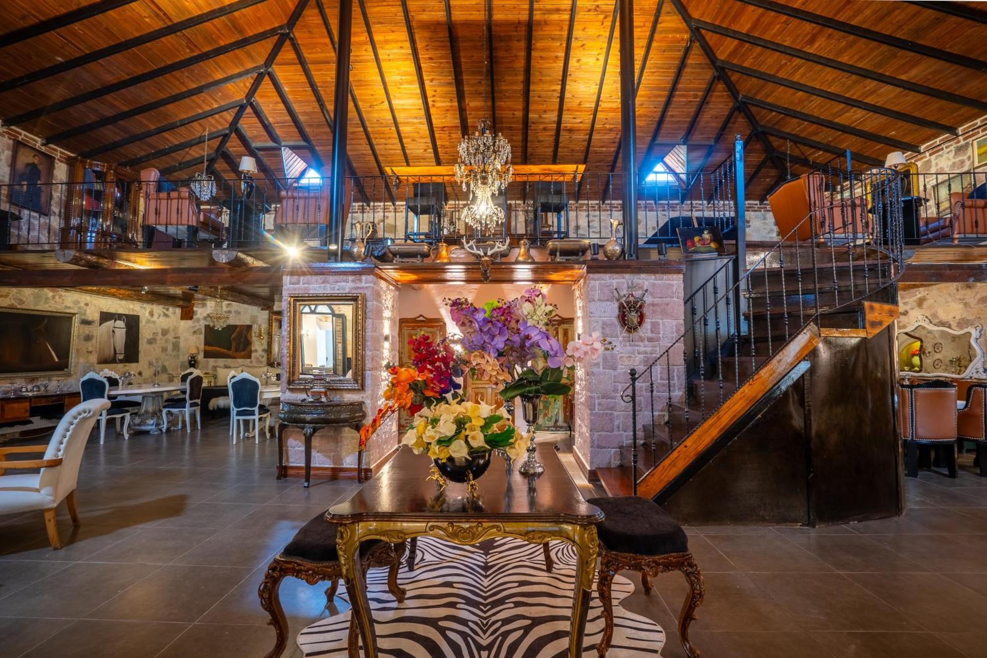 Simlarda Country Club Ayvalik Villa Екстериор снимка