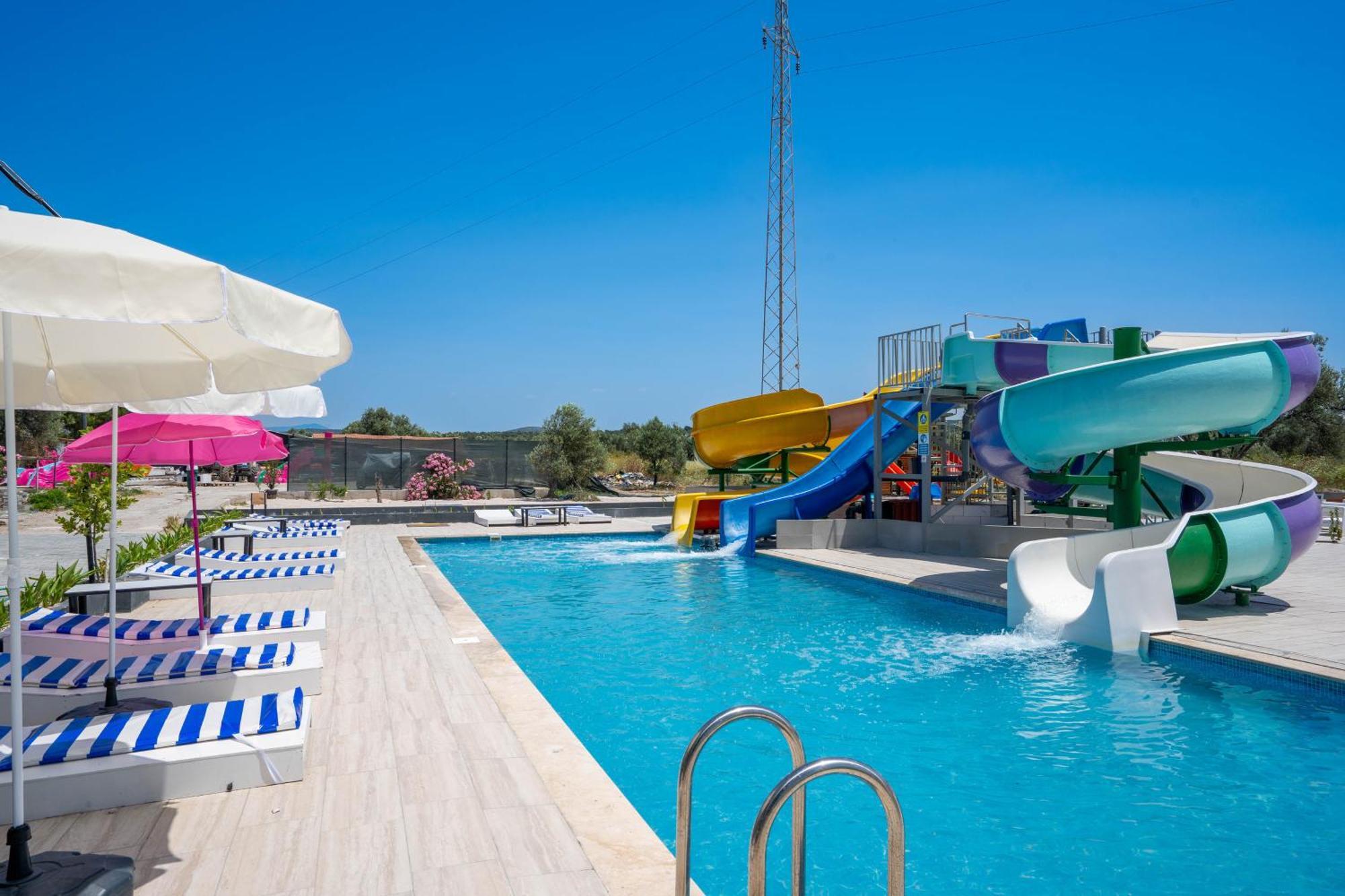 Simlarda Country Club Ayvalik Villa Екстериор снимка
