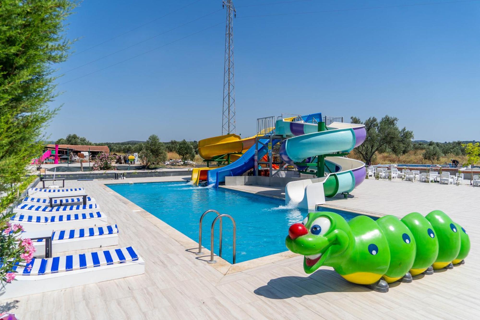 Simlarda Country Club Ayvalik Villa Екстериор снимка
