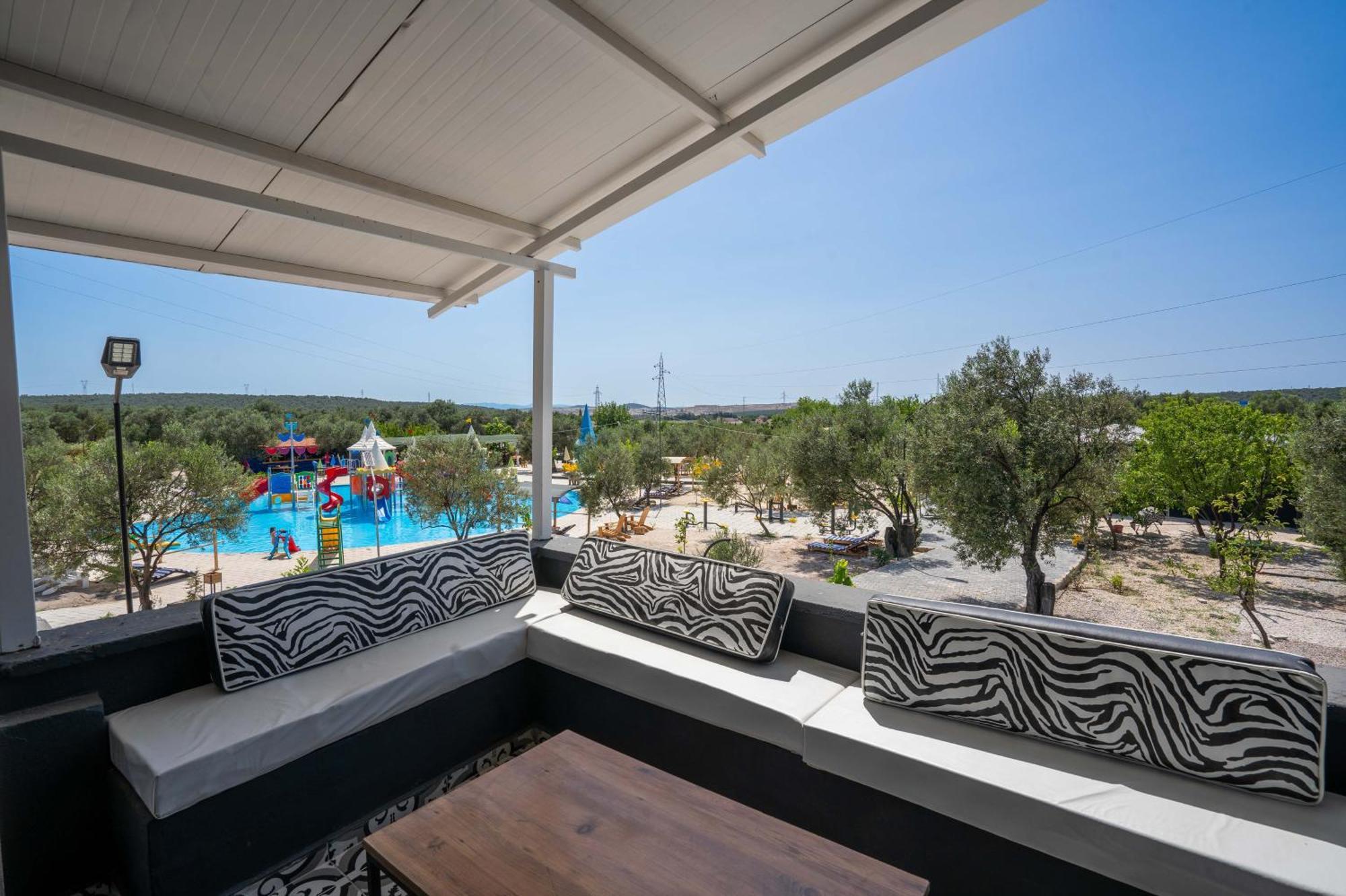 Simlarda Country Club Ayvalik Villa Екстериор снимка