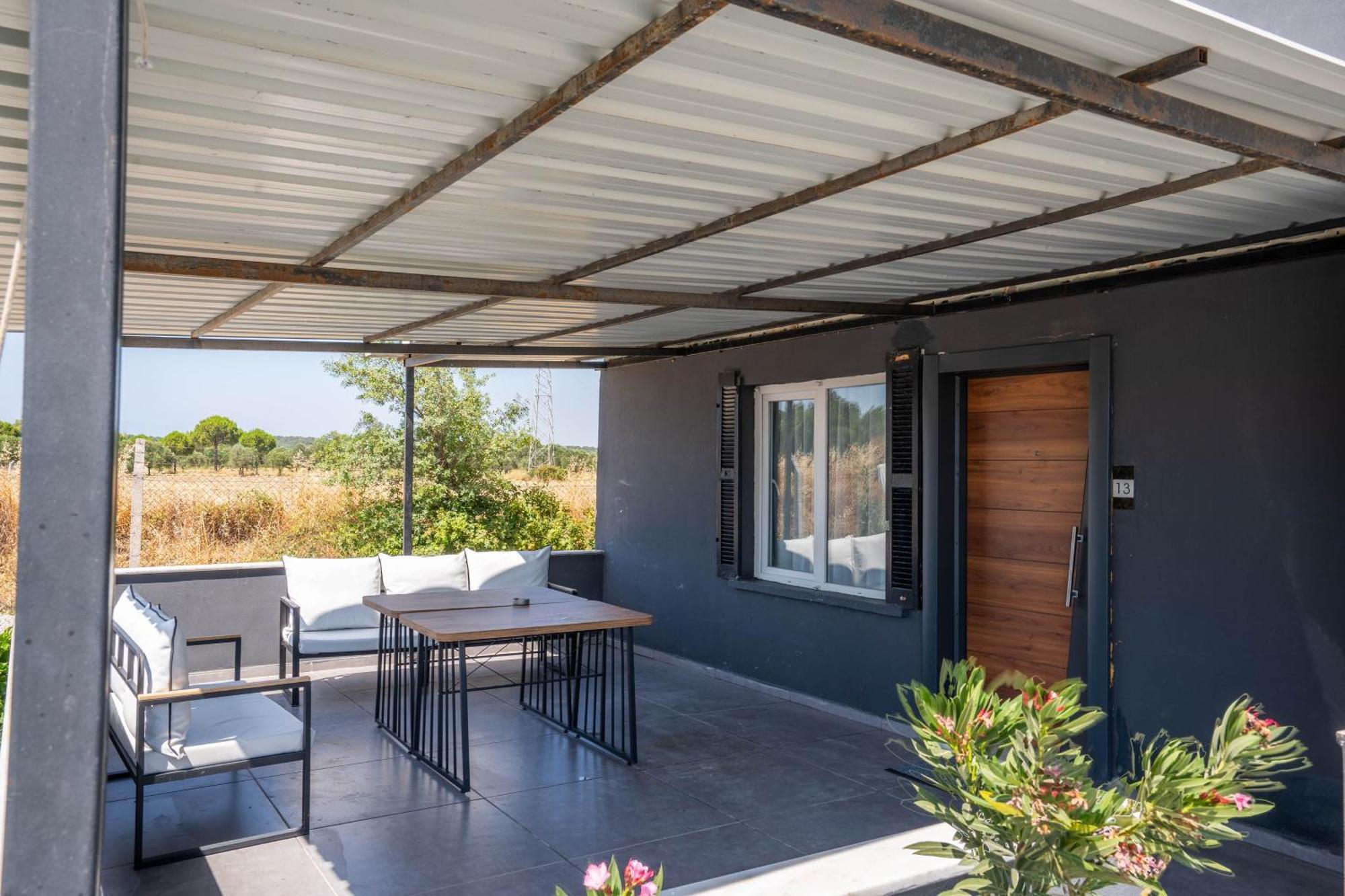 Simlarda Country Club Ayvalik Villa Екстериор снимка